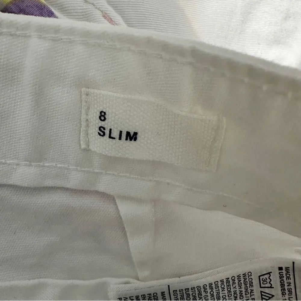 GAP kids white shorts size 8 Slim